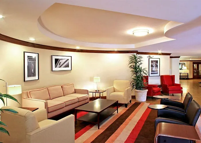 Four Points By Sheraton North Hotel
